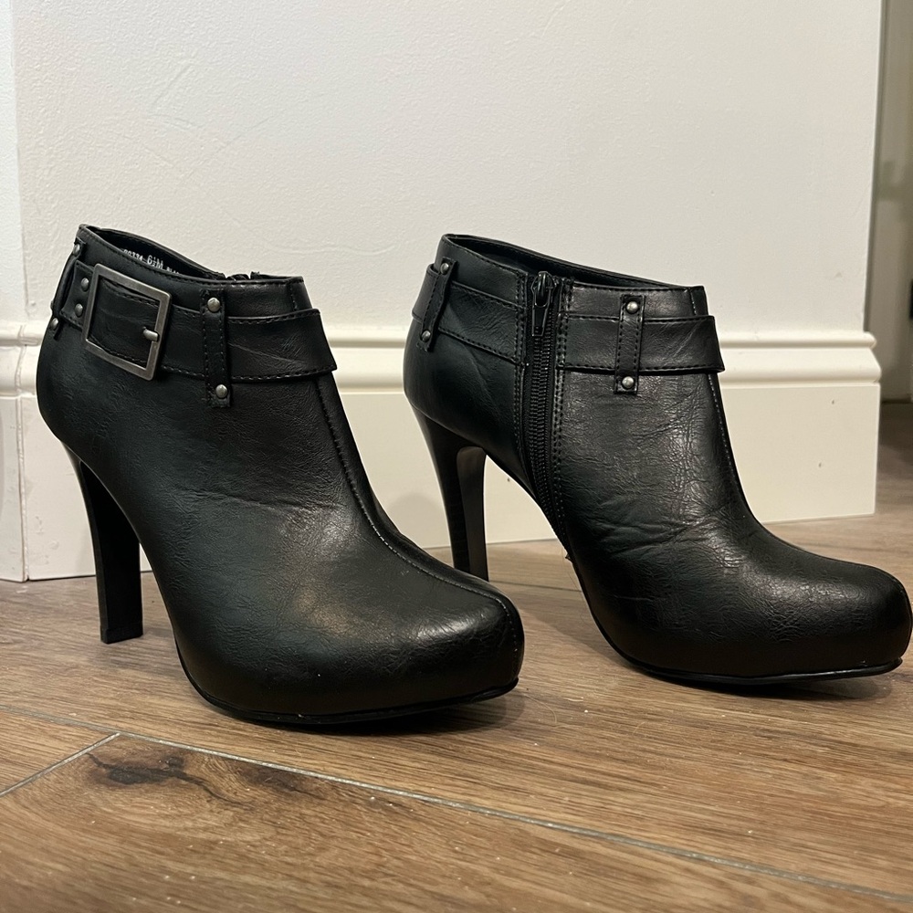 Brand new Maurice’s black ankle boots; size 6-1/2 - 7